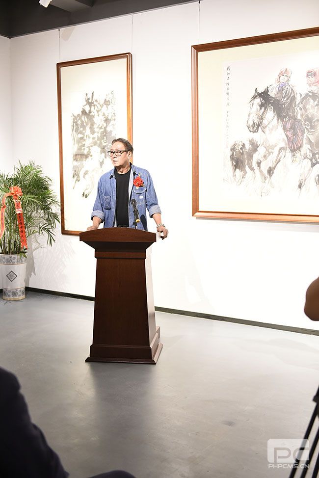 畫家康莊先生致詞